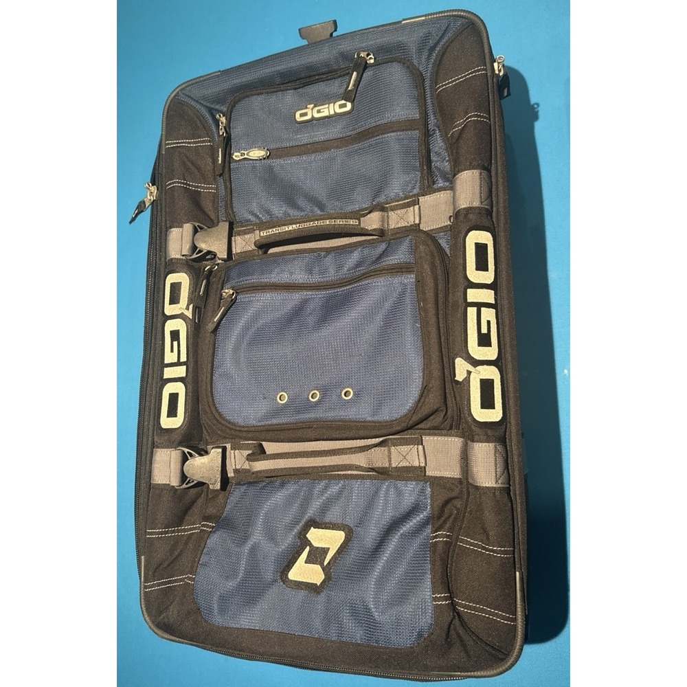OGIO Y2K Suitcase Transit Large Blue Black Good Rolling Bag 28" Y2K Wheels